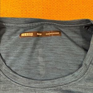 REI Co-op Blue Heathered Active Tee Shirt Men’s XL Running Athletic Short Sleeve